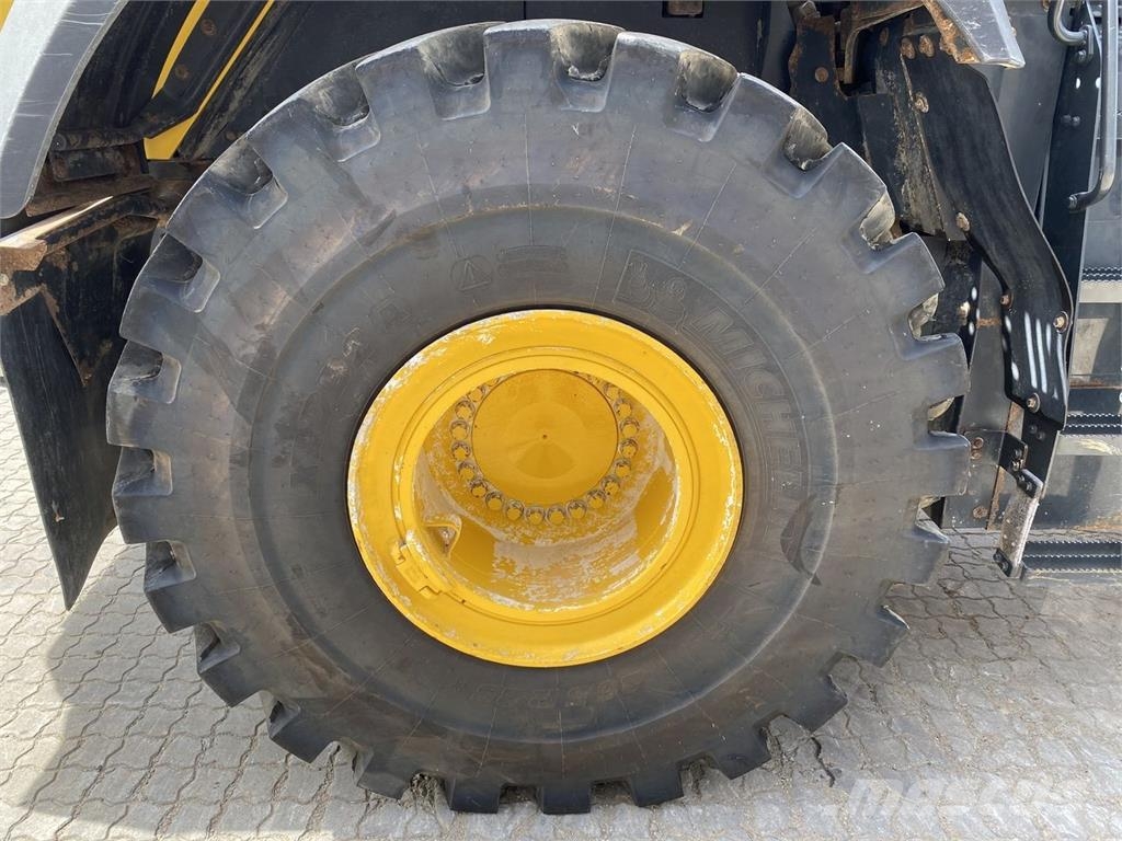 Komatsu WA475-10EO Hjullastare