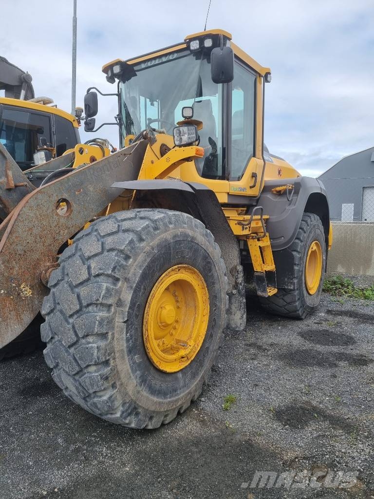 Volvo L 120 H Rataslaadurid