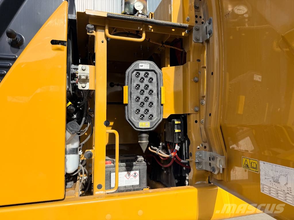 CAT 326 07H SLR - 18m Super Long Reach Aukštuminiai ekskavatoriai