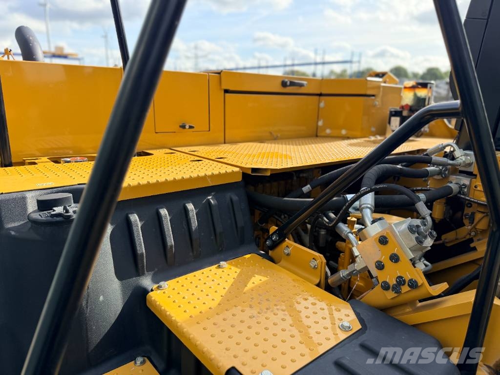 CAT 326 07H SLR - 18m Super Long Reach Aukštuminiai ekskavatoriai