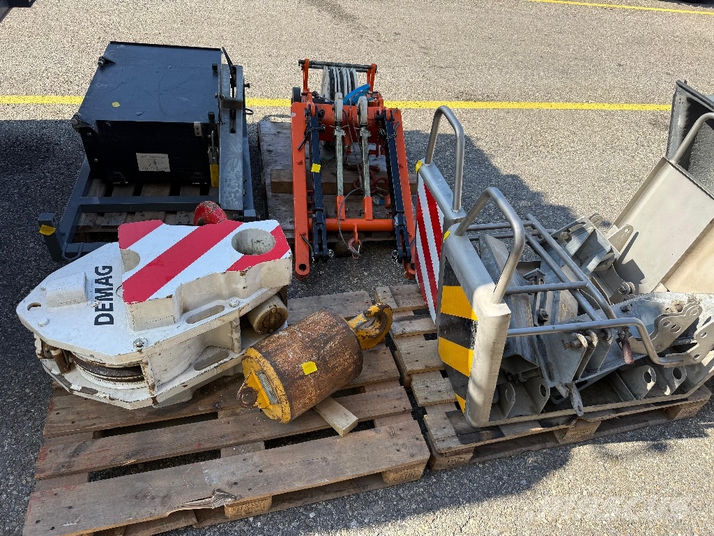 Demag AC 60 Gru per terreni difficili