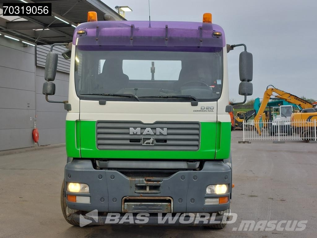 MAN TGA 18.310 4X2 14 tons hooklift steelsuspension Ma Вантажівки з гаковим підйомом