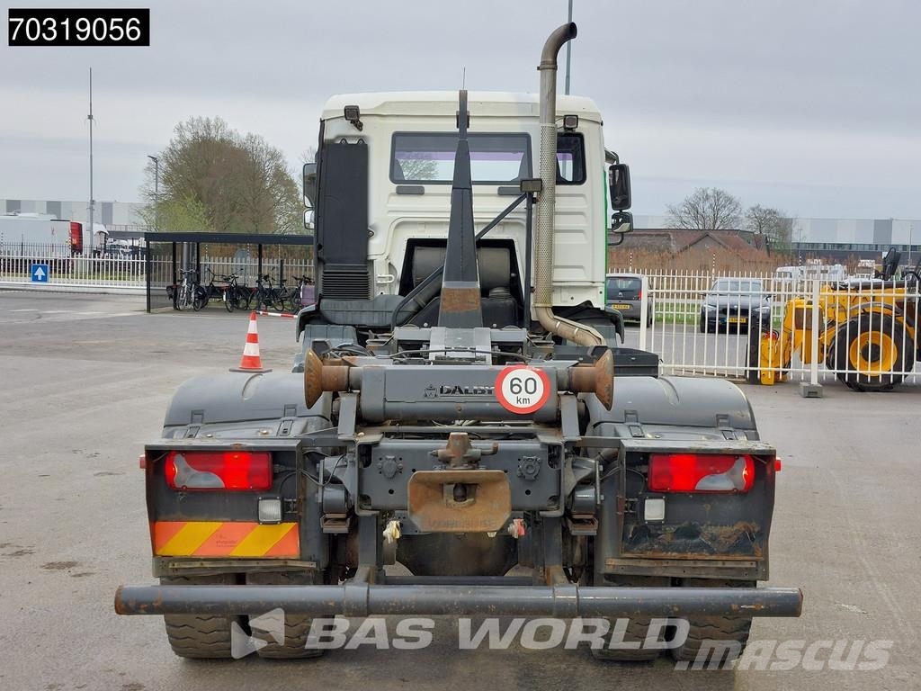 MAN TGA 18.310 4X2 14 tons hooklift steelsuspension Ma Camiones polibrazo