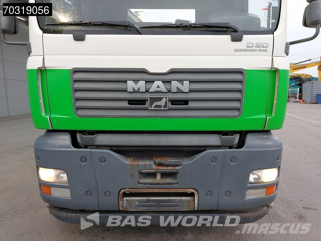 MAN TGA 18.310 4X2 14 tons hooklift steelsuspension Ma Вантажівки з гаковим підйомом