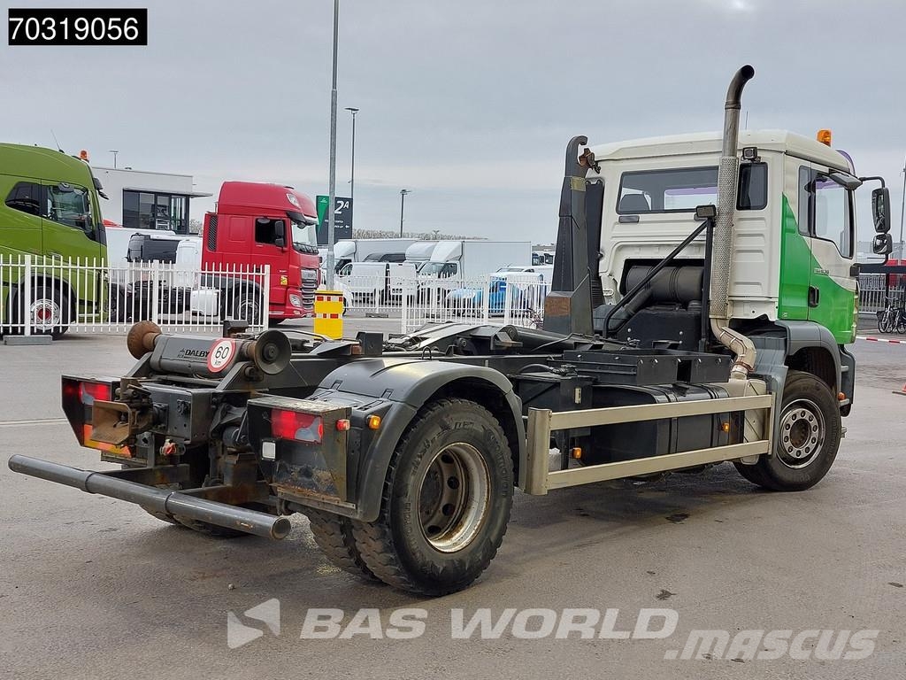 MAN TGA 18.310 4X2 14 tons hooklift steelsuspension Ma Вантажівки з гаковим підйомом