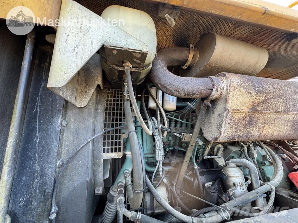 Volvo EC230B Rupsgraafmachines