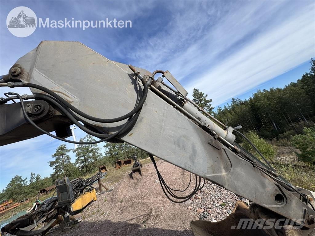 Volvo EC230B Rupsgraafmachines