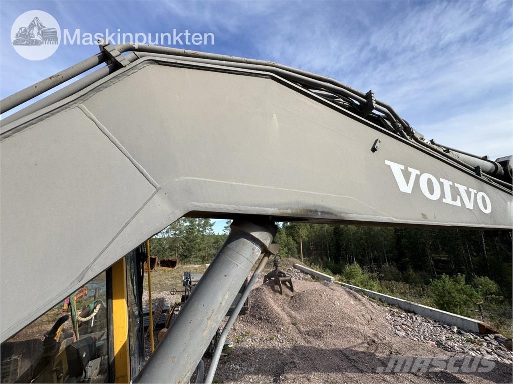 Volvo EC230B Rupsgraafmachines
