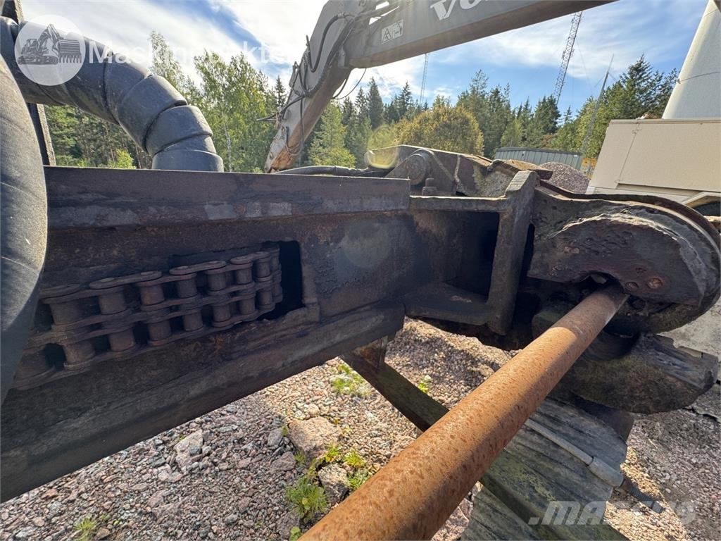 Volvo EC230B Rupsgraafmachines