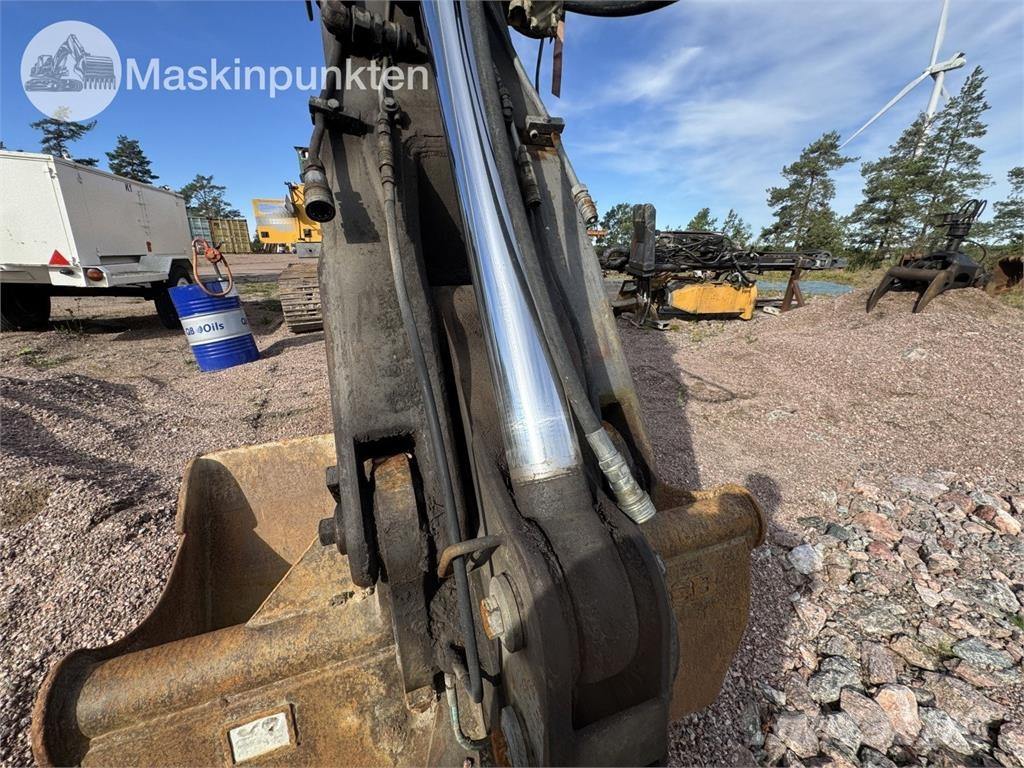 Volvo EC230B Rupsgraafmachines