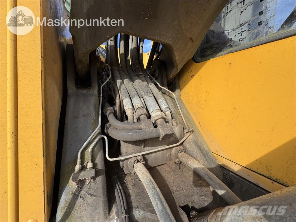 Volvo EC230B Rupsgraafmachines