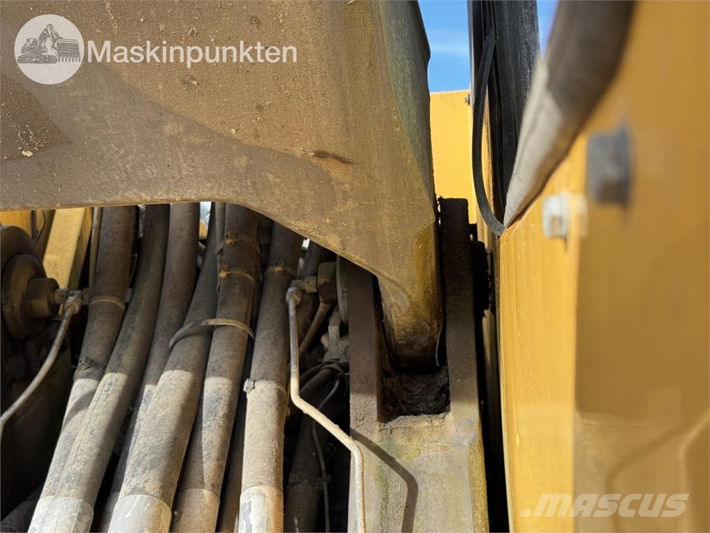 Volvo EC230B Rupsgraafmachines
