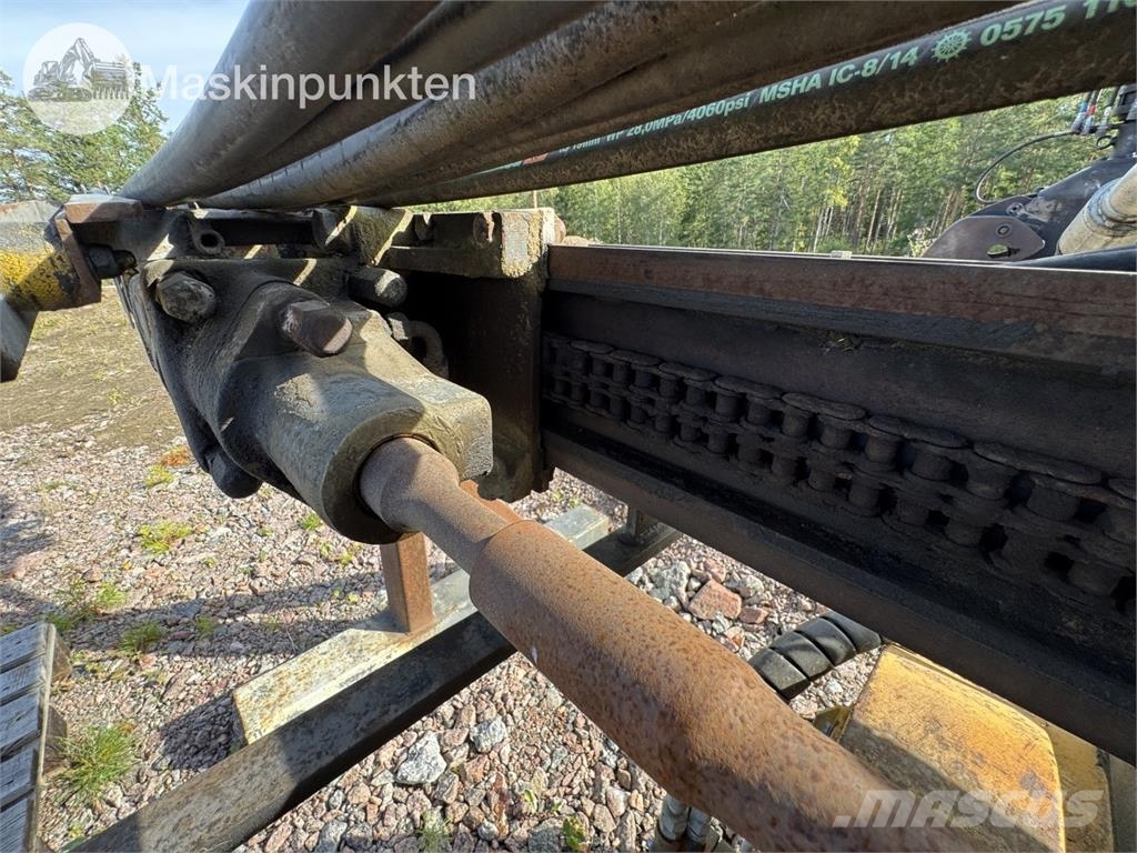 Volvo EC230B Rupsgraafmachines