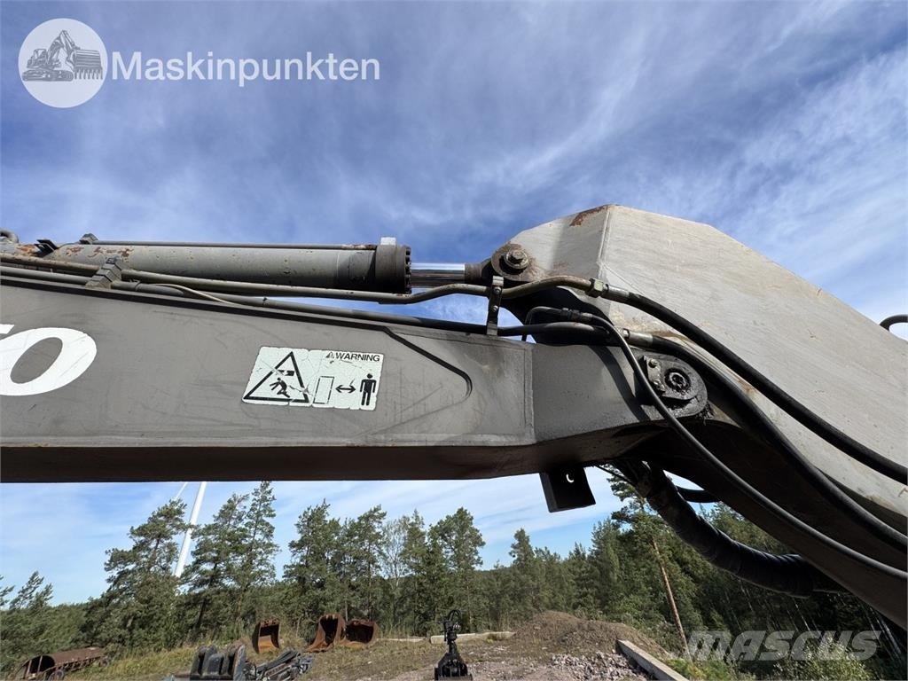 Volvo EC230B Rupsgraafmachines
