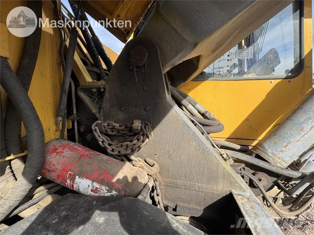 Volvo EC230B Rupsgraafmachines