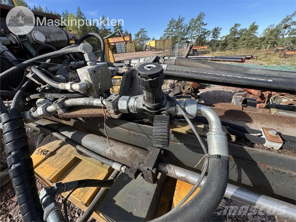 Volvo EC230B Rupsgraafmachines
