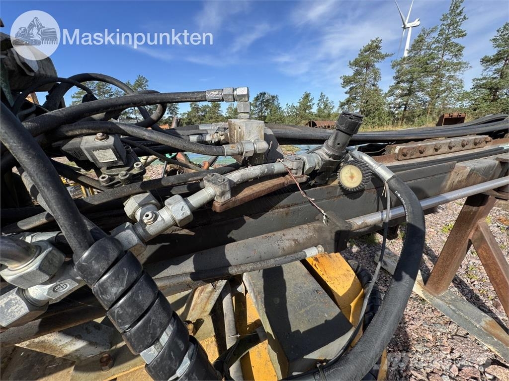 Volvo EC230B Rupsgraafmachines