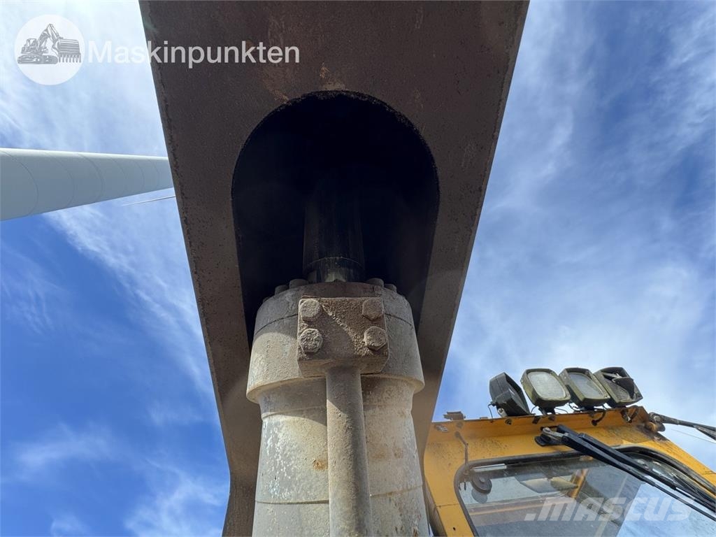 Volvo EC230B Rupsgraafmachines