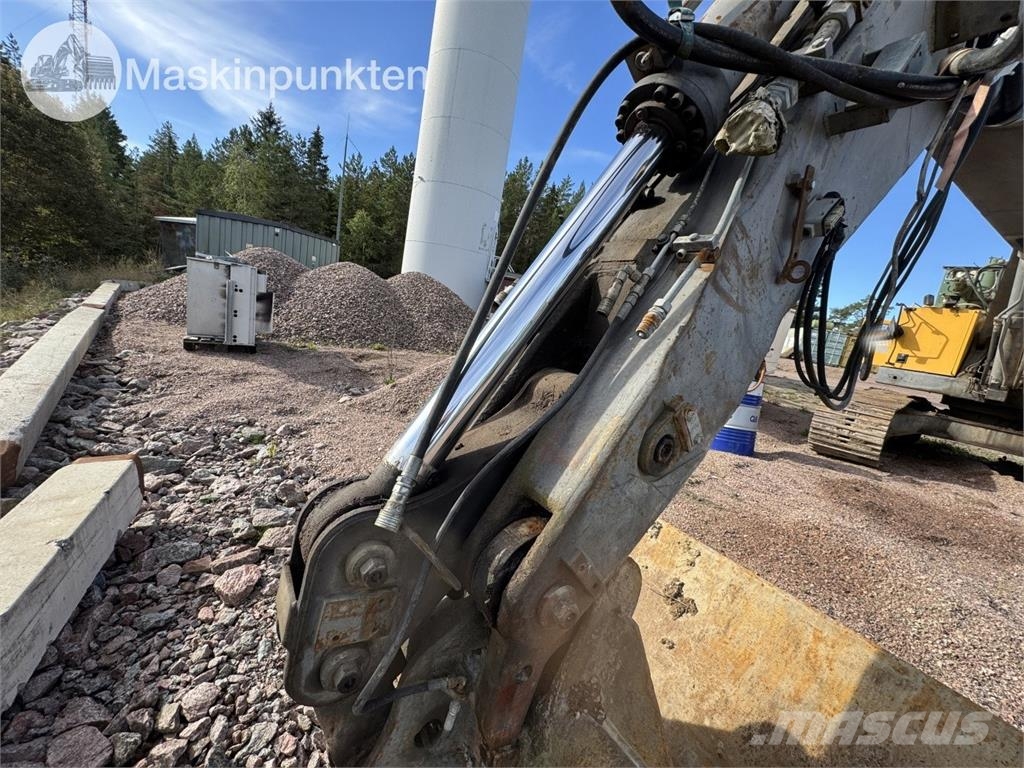 Volvo EC230B Rupsgraafmachines