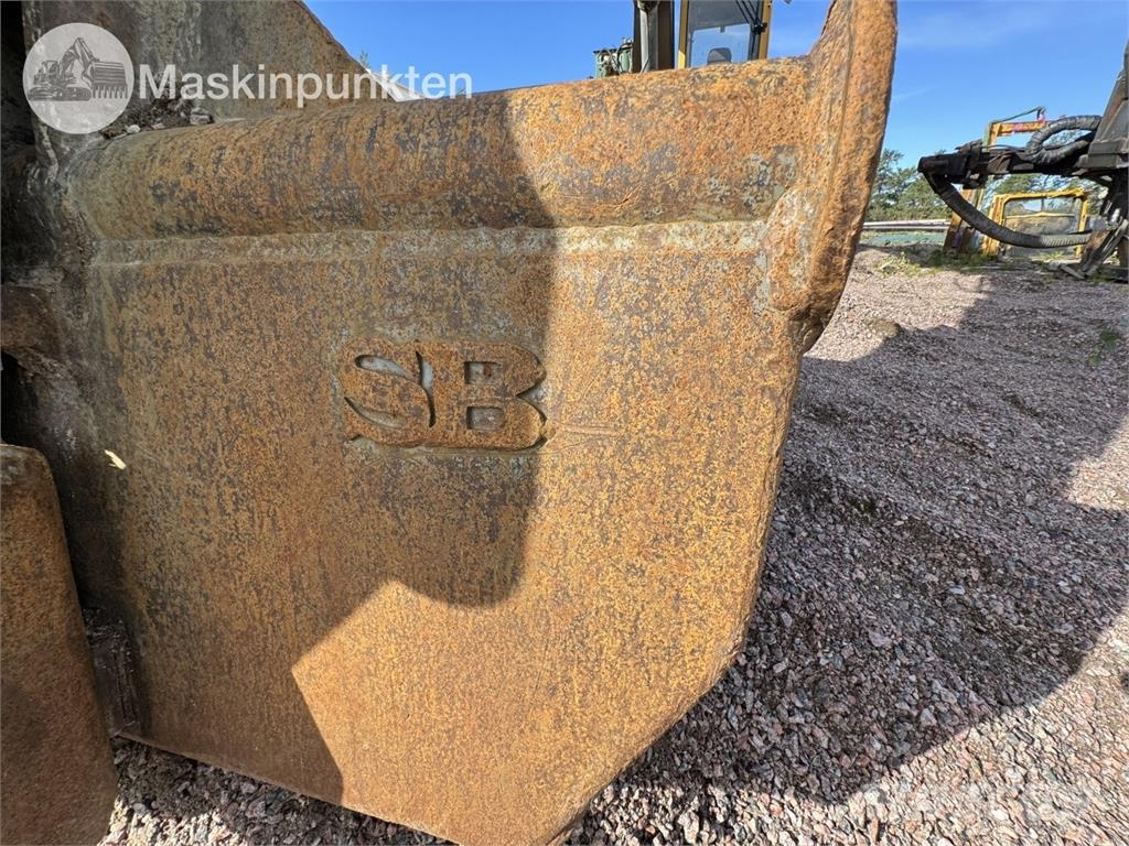 Volvo EC230B Rupsgraafmachines