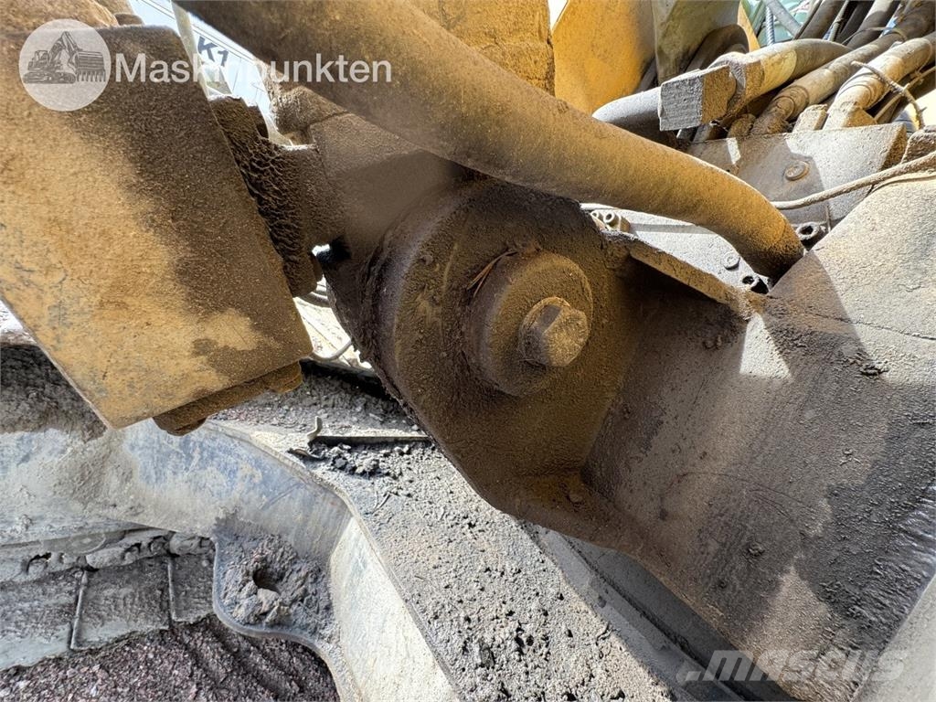Volvo EC230B Rupsgraafmachines