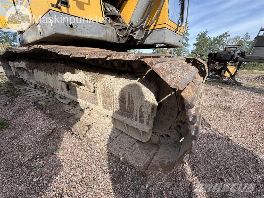 Volvo EC230B Rupsgraafmachines