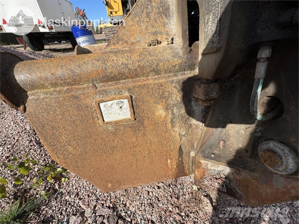 Volvo EC230B Rupsgraafmachines