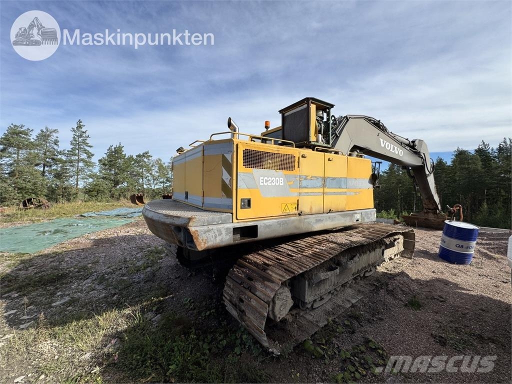 Volvo EC230B Rupsgraafmachines