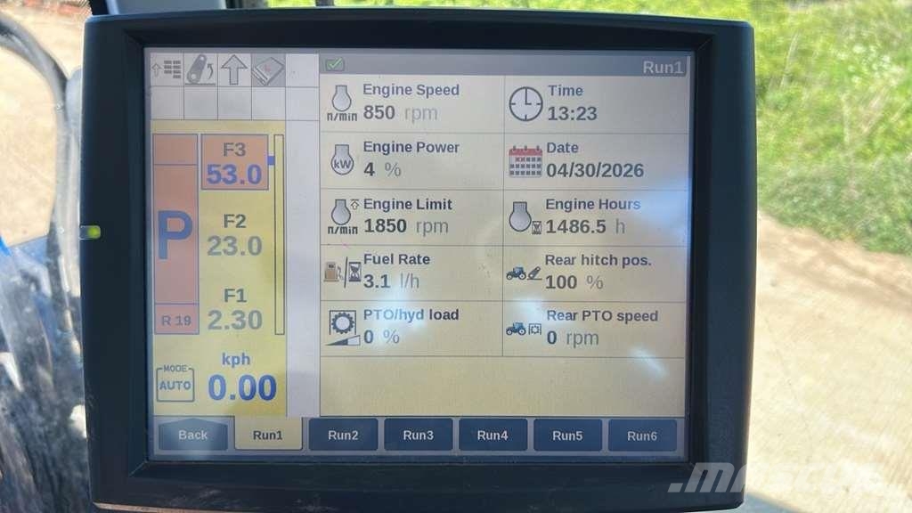 New Holland T7.225 AutoCommand Traktorid