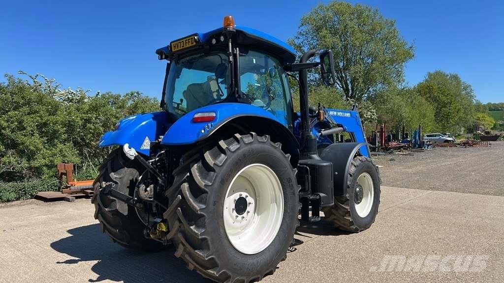 New Holland T7.225 AutoCommand Traktorid