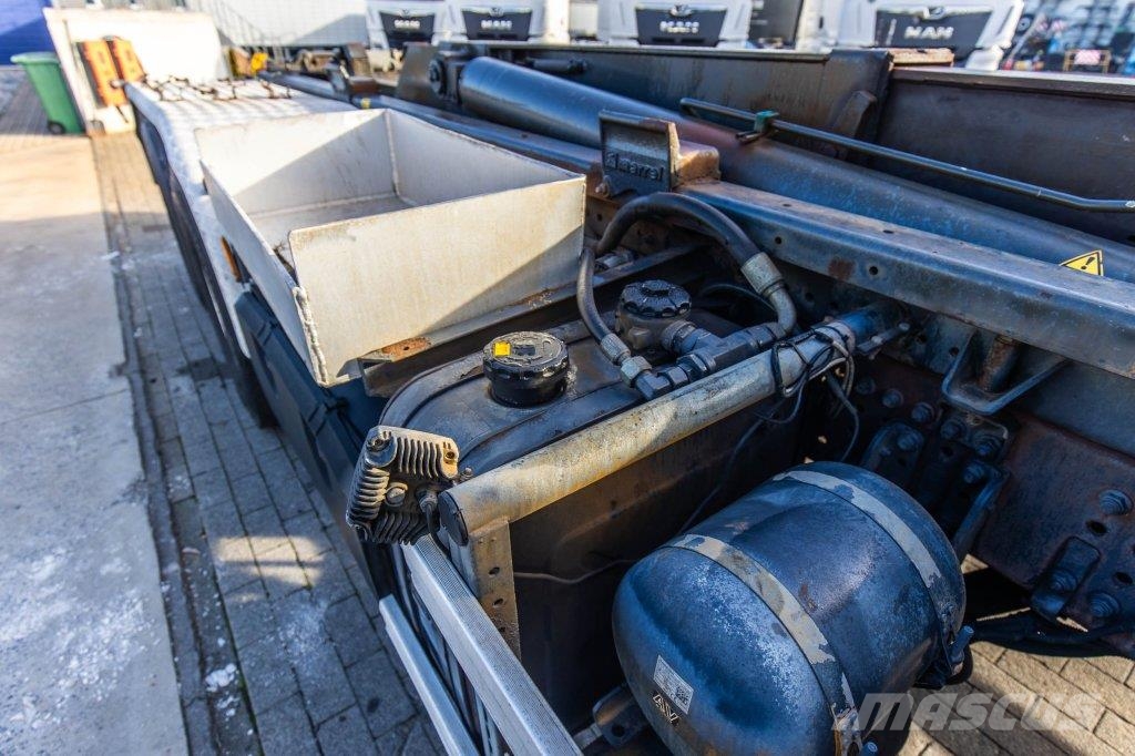 Mercedes-Benz ACTROS 2548 BL+ MARREL Вантажівки з гаковим підйомом