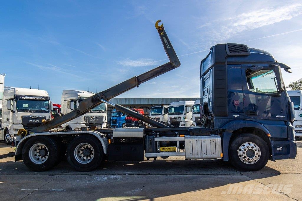 Mercedes-Benz ACTROS 2548 BL+ MARREL Вантажівки з гаковим підйомом