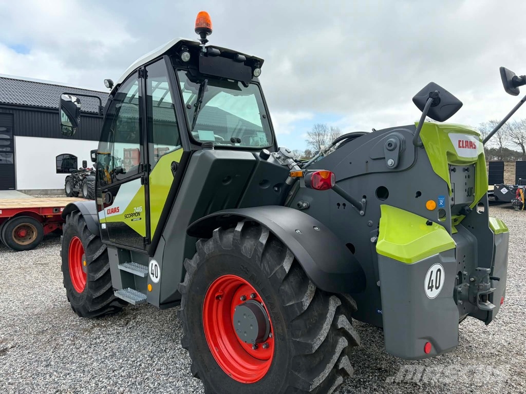 CLAAS Scorpion 746 Varipower Ładowarki rolnicze
