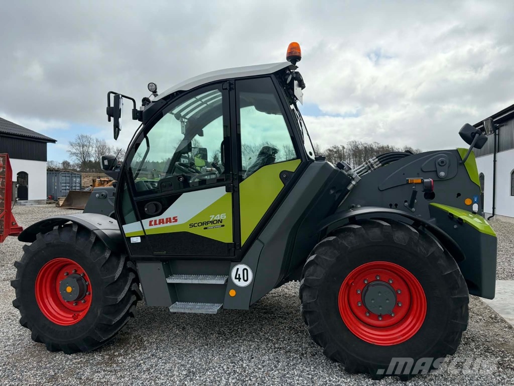 CLAAS Scorpion 746 Varipower Ładowarki rolnicze