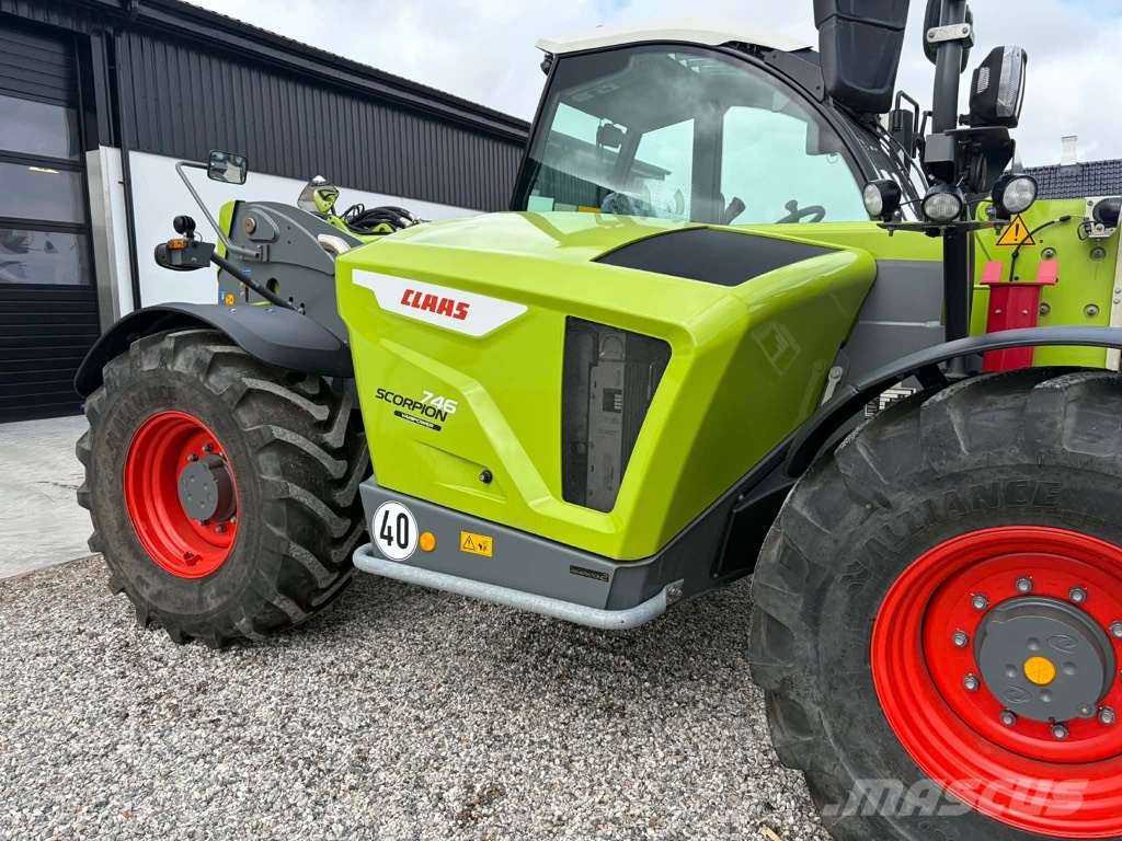 CLAAS Scorpion 746 Varipower Ładowarki rolnicze