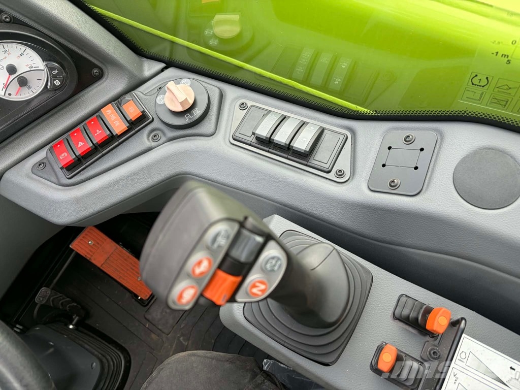 CLAAS Scorpion 746 Varipower Ładowarki rolnicze