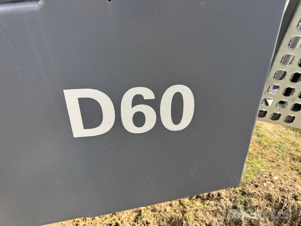 Epiroc D60-10LF サーフェイスドリルリグ