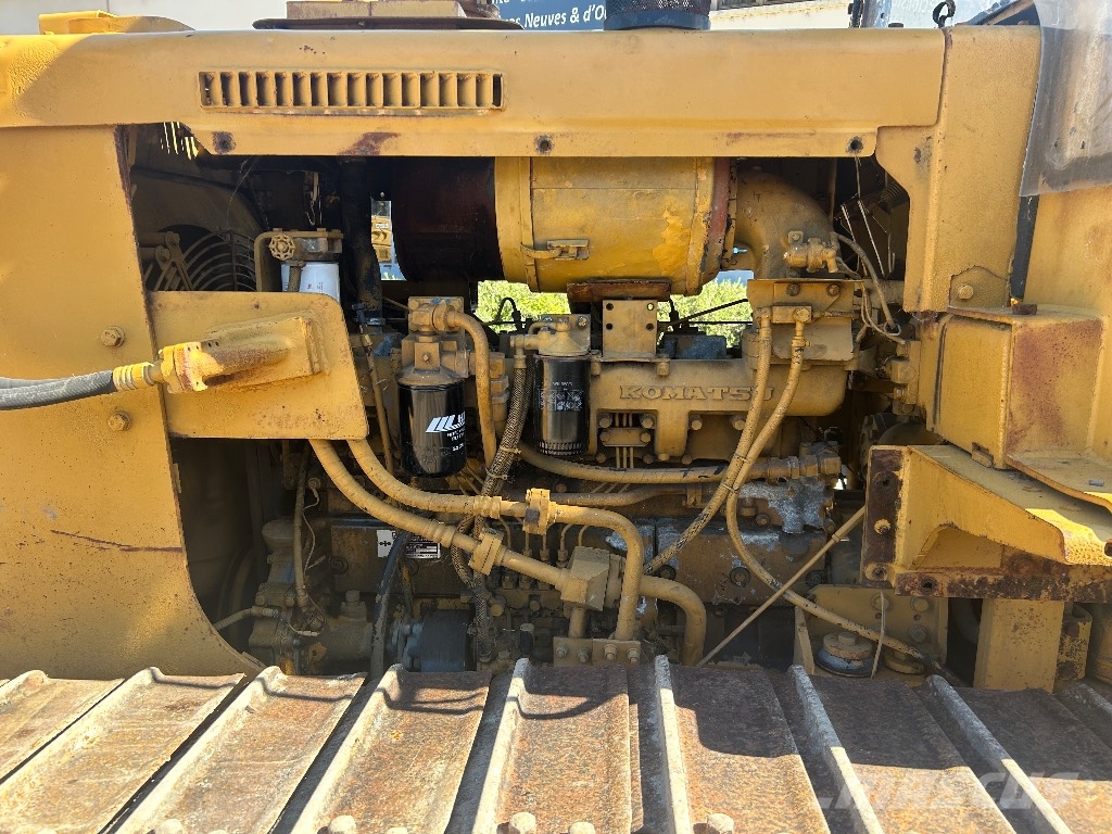 Komatsu D 53 履帶推土機