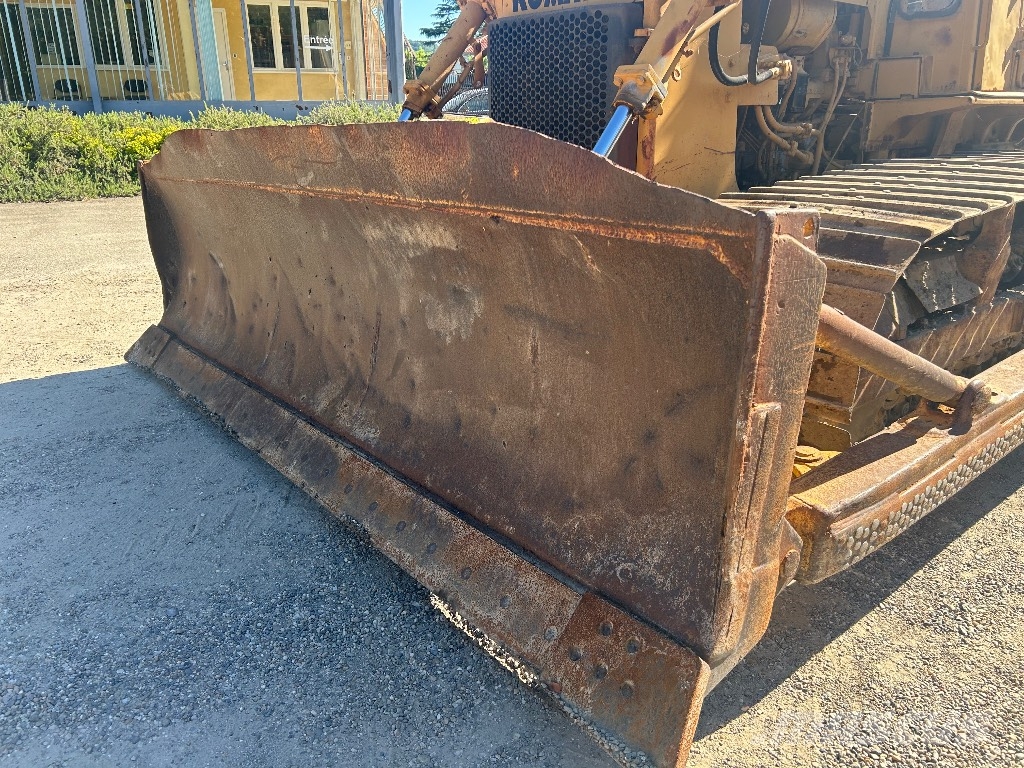Komatsu D 53 履帶推土機