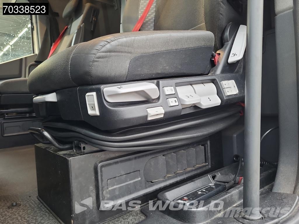 Renault T 520 4X2 HIGH 2xTanks ACC Navi Vetopöytäautot