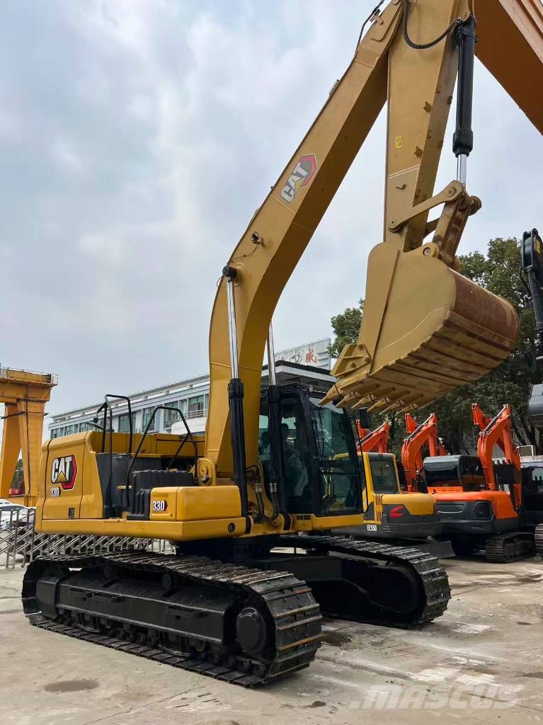 CAT 330 Excavatoare pe șenile
