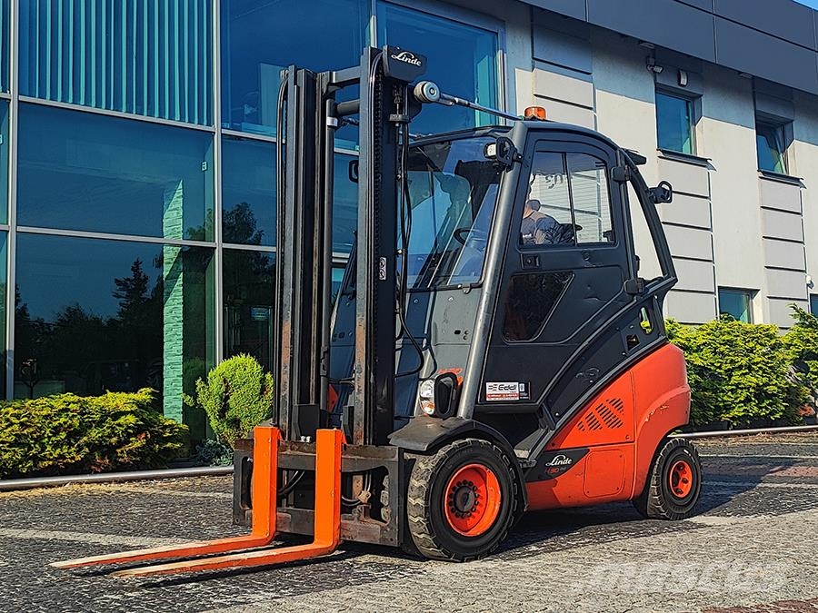 Linde H30T-02 LPG forklifts