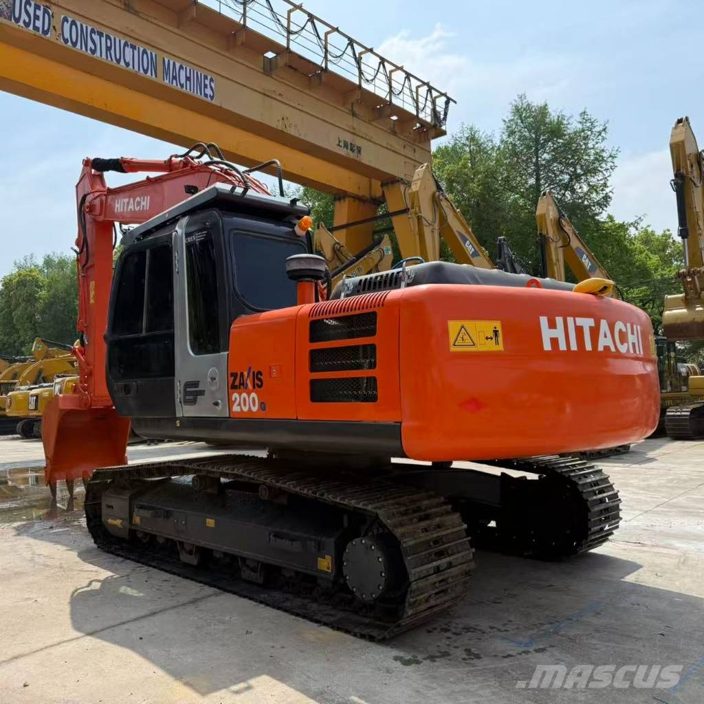 Hitachi ZX200-3G 履带挖掘机