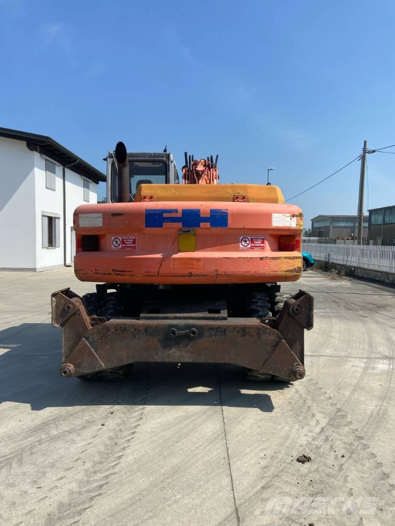 Fiat-Hitachi EX 135 W Excavadoras de ruedas