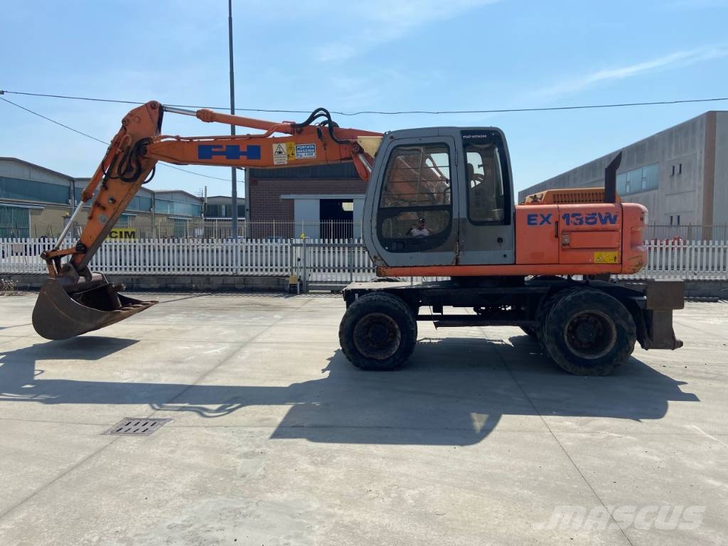 Fiat-Hitachi EX 135 W Excavadoras de ruedas