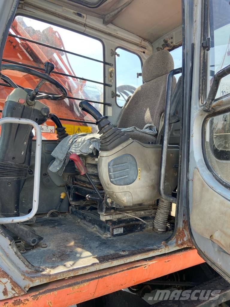 Fiat-Hitachi EX 135 W Excavadoras de ruedas