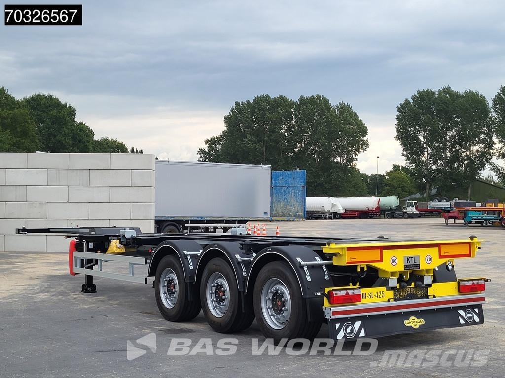 Orthaus Euro Slider 425 3 axles Mutli'45 Lift Axle Extenda Containerchassis