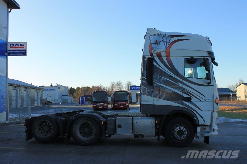 DAF XF 530 FTS 曳引機組件