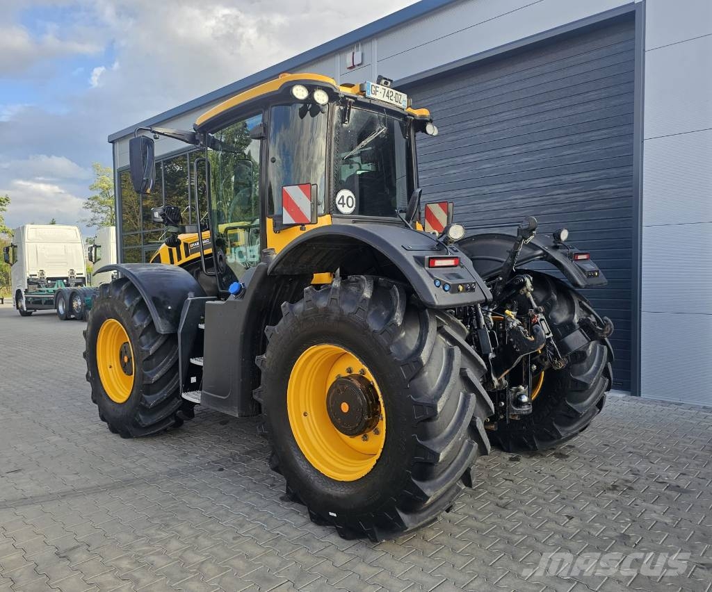 JCB FASTRAC 4220 Tratores Agrícolas usados