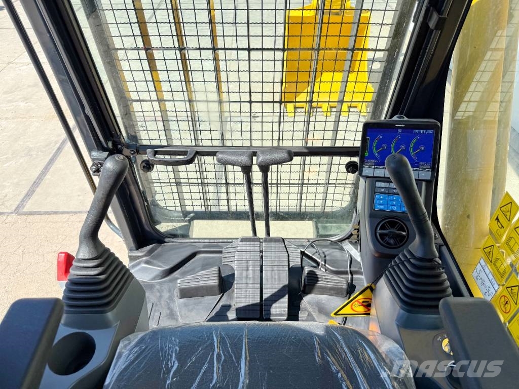 Komatsu PC210-10M0 - Unused / Hammer Lines Escavatori cingolati